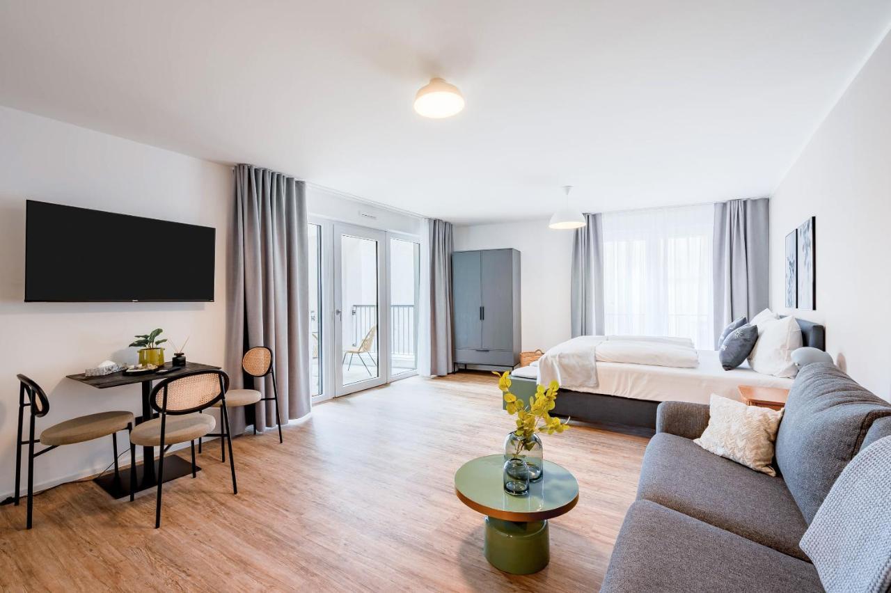 Limehome Metzingen Wilhelmstr Zewnętrze zdjęcie