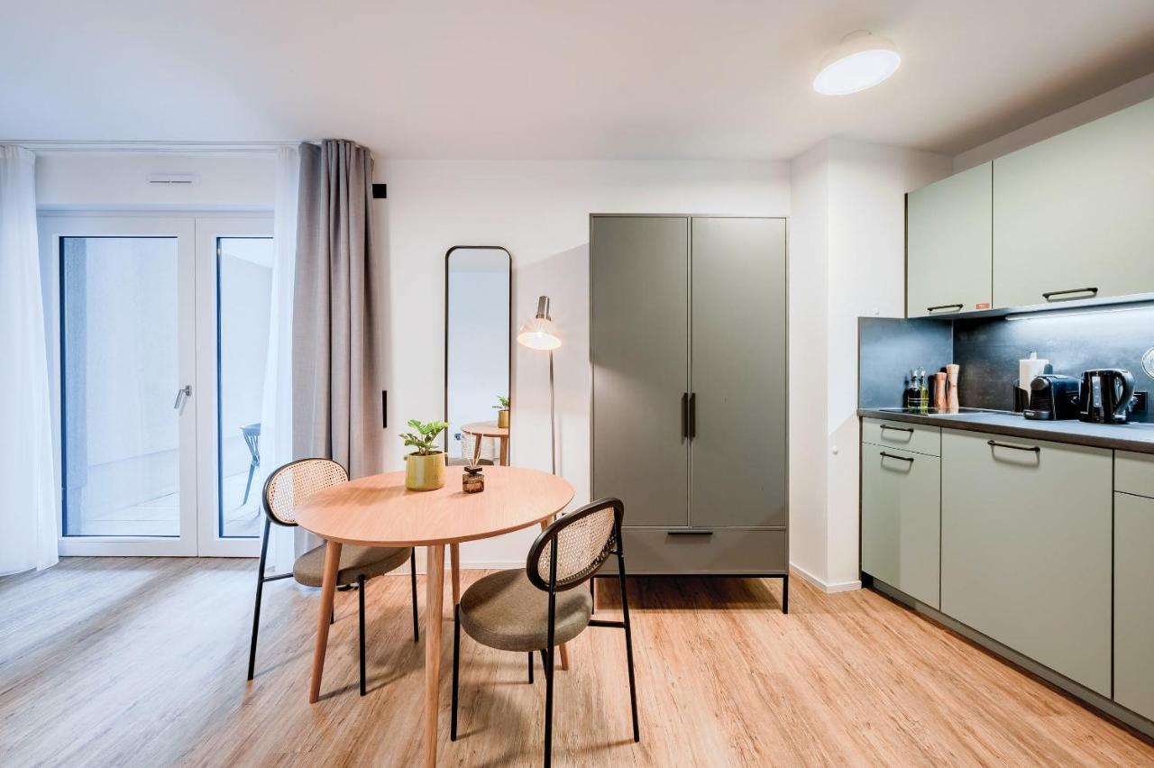 Limehome Metzingen Wilhelmstr Zewnętrze zdjęcie